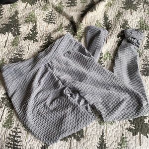 Tiktok bum scrunch leggings